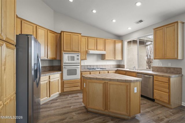 5926 Ingleston Drive, Sparks, NV 89436