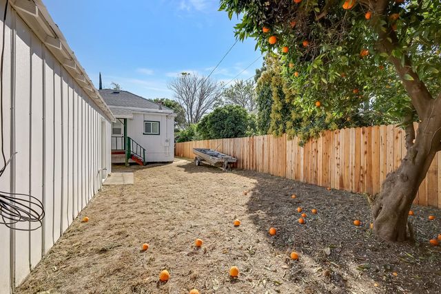 528 Clay St, Colusa, CA 95932