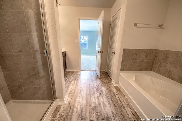 7006 Quantum Loop, San Antonio, TX 78252