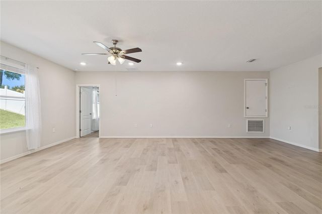 920 NW 253 DRIVE, Newberry, FL 32669