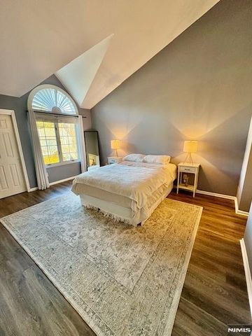 231 Cambridge Drive, Ramsey, NJ 07446