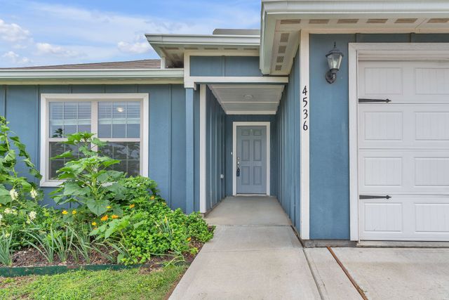 4536 Skipador Drive, Fort Worth, TX 76179