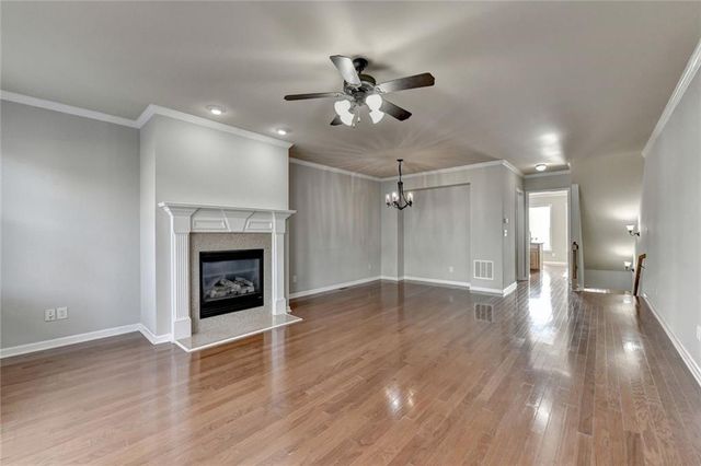 617 Grove Manor Park, Suwanee, GA 30024