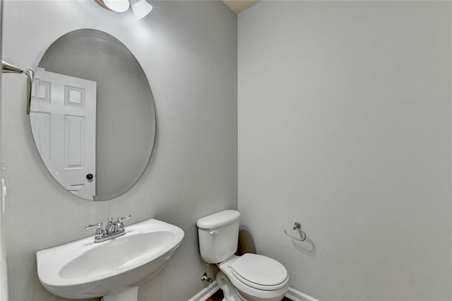 617 Grove Manor Park, Suwanee, GA 30024