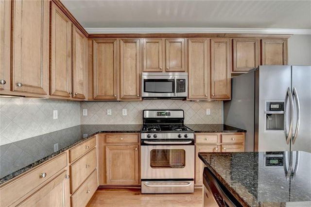 617 Grove Manor Park, Suwanee, GA 30024