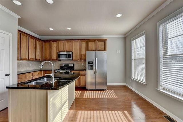 617 Grove Manor Park, Suwanee, GA 30024