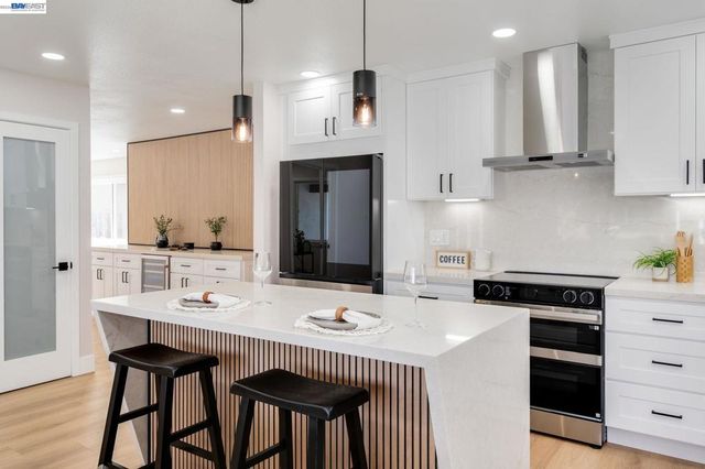 25589 Belhaven St, Hayward, CA 94545