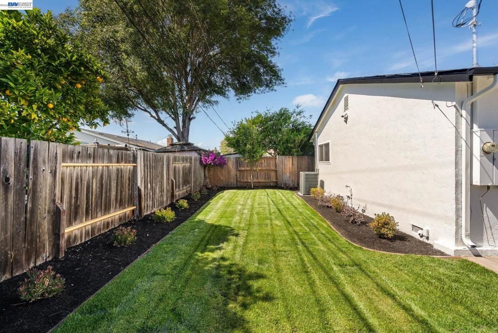 Image 35 of property listing at 25589 Belhaven St, Hayward, CA 94545
