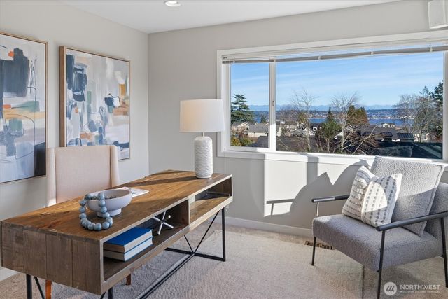 7038 52nd Avenue NE, Seattle, WA 98115