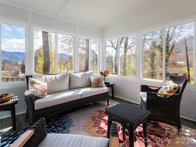 2F Lynx Drive, Black Mountain, NC 28711