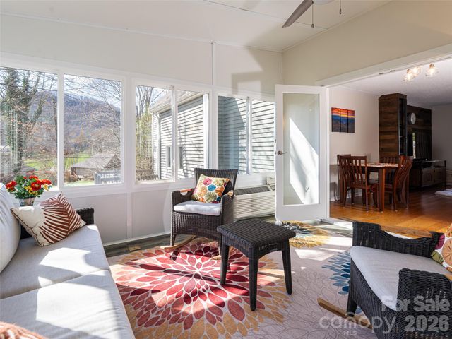 2F Lynx Drive, Black Mountain, NC 28711