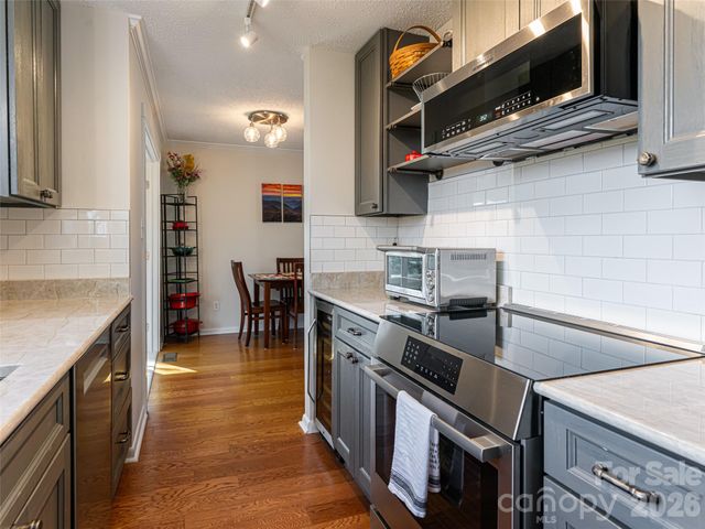 2F Lynx Drive, Black Mountain, NC 28711