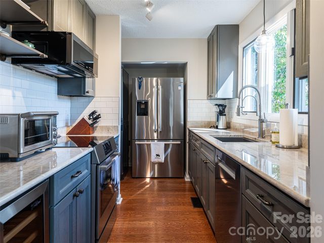 2F Lynx Drive, Black Mountain, NC 28711