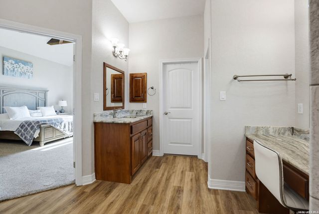 211 Siena Woods, Marion, TX 78124
