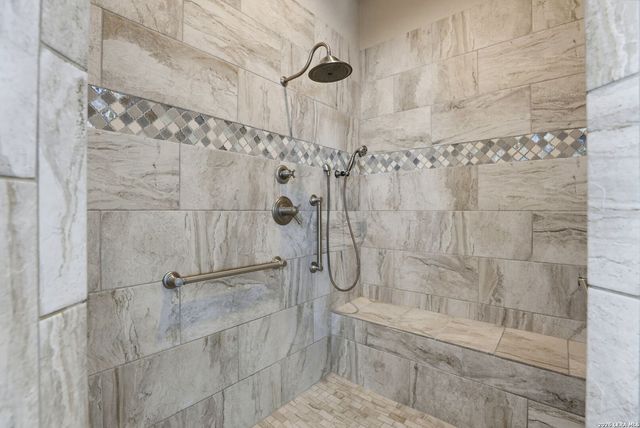 211 Siena Woods, Marion, TX 78124