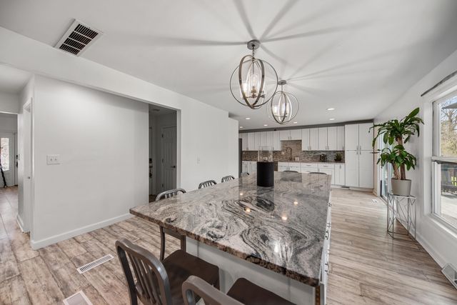 8674 Durbin Lane, Crown Point, IN 46307