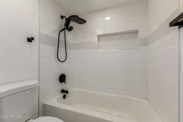 4620 E SOUTHERN Avenue, Phoenix, AZ 85042