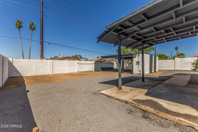 4620 E SOUTHERN Avenue, Phoenix, AZ 85042