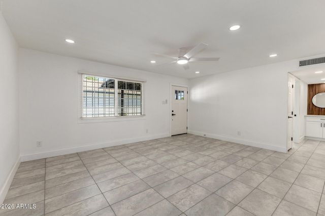 4620 E SOUTHERN Avenue, Phoenix, AZ 85042