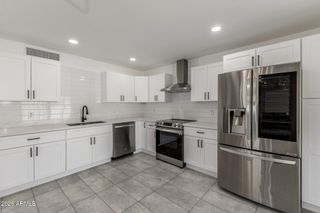 4620 E SOUTHERN Avenue, Phoenix, AZ 85042