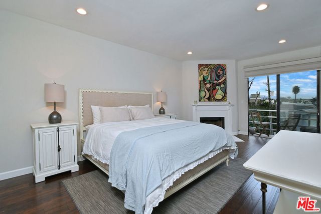 4619 Kester Avenue 16, Sherman Oaks, CA 91403