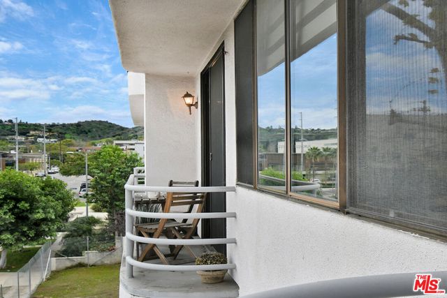 4619 Kester Avenue 16, Sherman Oaks, CA 91403