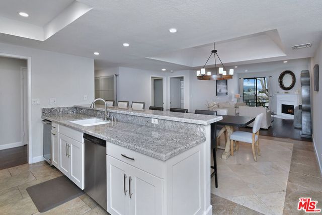 4619 Kester Avenue 16, Sherman Oaks, CA 91403