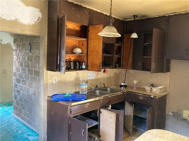 212 E 1st Street, San Juan, TX 78589