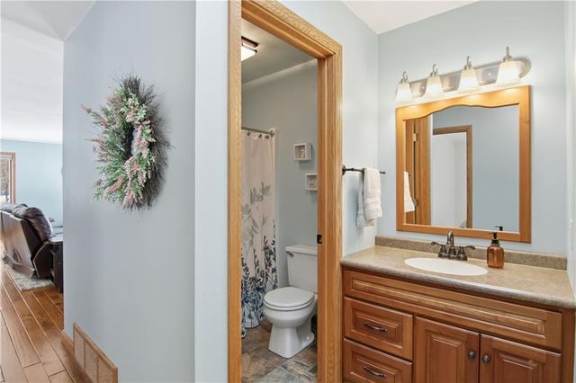 6904 189th Street, Chippewa Falls, WI 54729