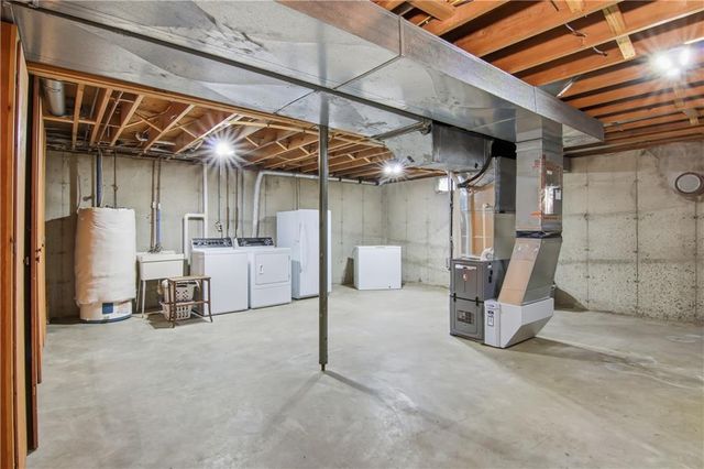 6904 189th Street, Chippewa Falls, WI 54729