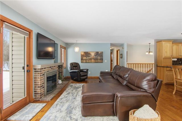 6904 189th Street, Chippewa Falls, WI 54729