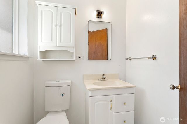 21222 33rd Ave S, Seatac, WA 98198