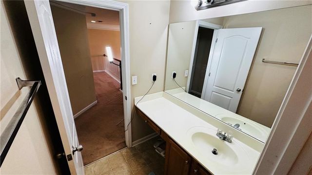 3301 Kessock Ridge Trail, Snellville, GA 30039