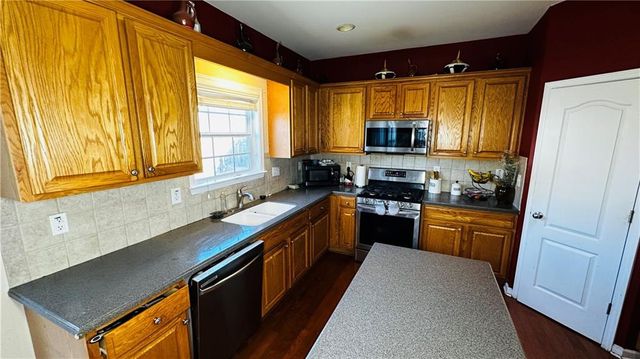 3301 Kessock Ridge Trail, Snellville, GA 30039