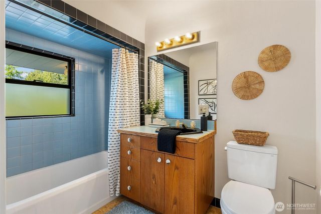 1910 NW 97th Street, Seattle, WA 98117