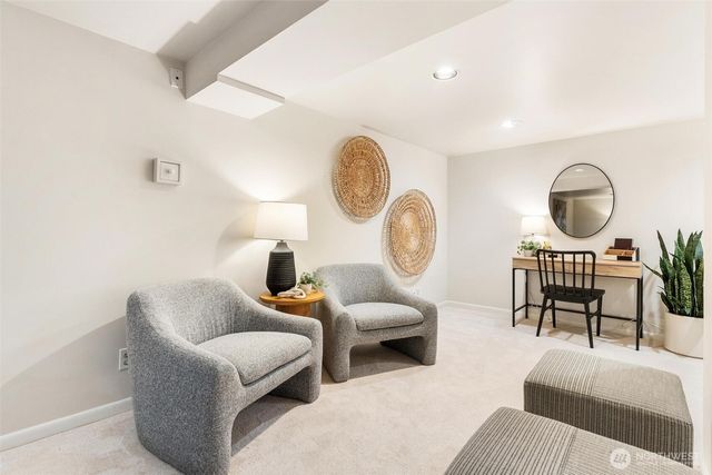 1910 NW 97th Street, Seattle, WA 98117