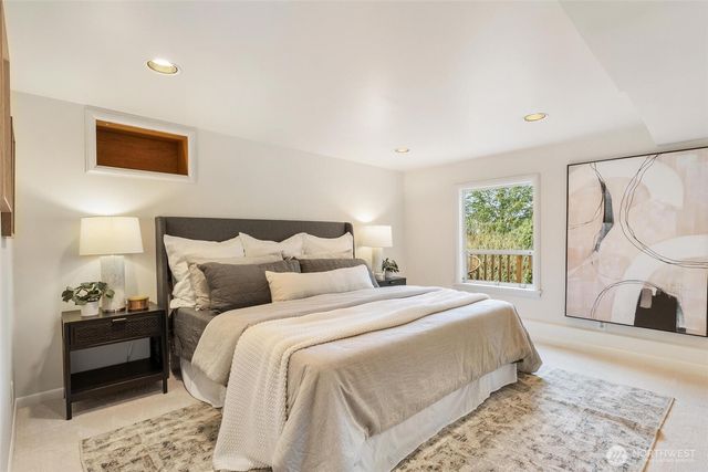 1910 NW 97th Street, Seattle, WA 98117