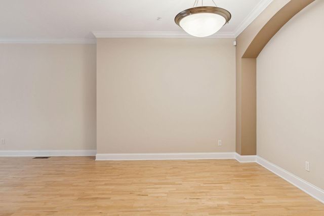 547 S 10th Street, Minneapolis, MN 55404