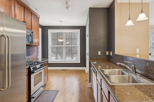 547 S 10th Street, Minneapolis, MN 55404