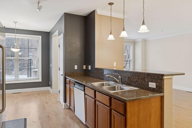 547 S 10th Street, Minneapolis, MN 55404