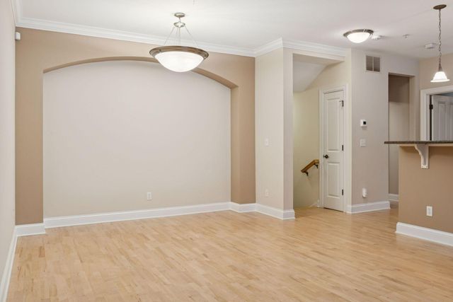 547 S 10th Street, Minneapolis, MN 55404