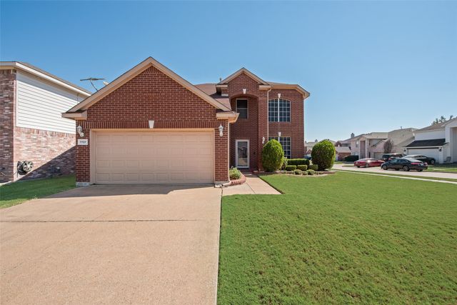 7707 Tin Cup Drive, Arlington, TX 76001