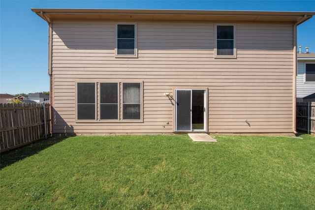 7707 Tin Cup Drive, Arlington, TX 76001