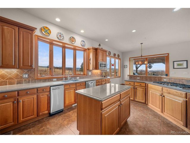 2561 Marlin Way, Castle Rock, CO 80109