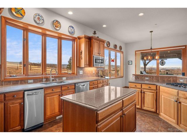 2561 Marlin Way, Castle Rock, CO 80109