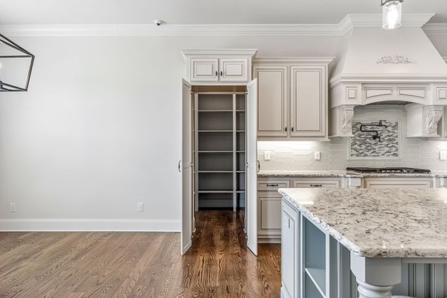 1083 Caballo Trl, Gallatin, TN 37066