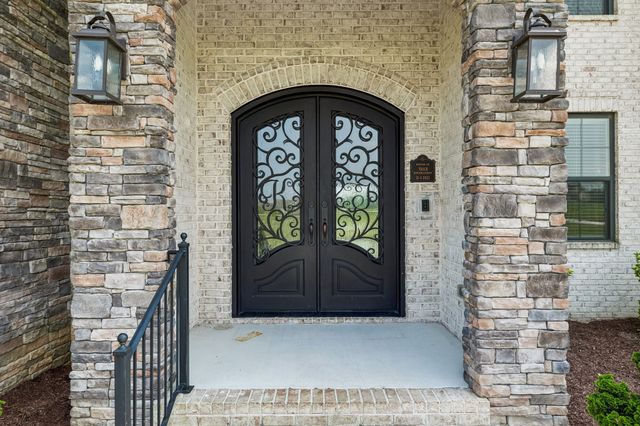 1083 Caballo Trl, Gallatin, TN 37066