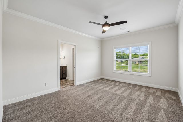 1083 Caballo Trl, Gallatin, TN 37066