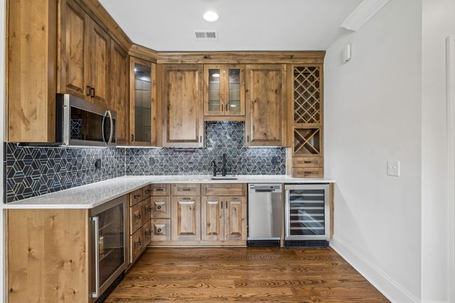 1083 Caballo Trl, Gallatin, TN 37066