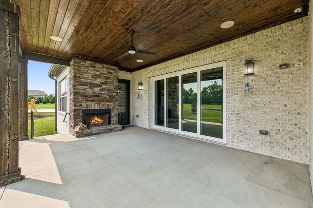 1083 Caballo Trl, Gallatin, TN 37066
